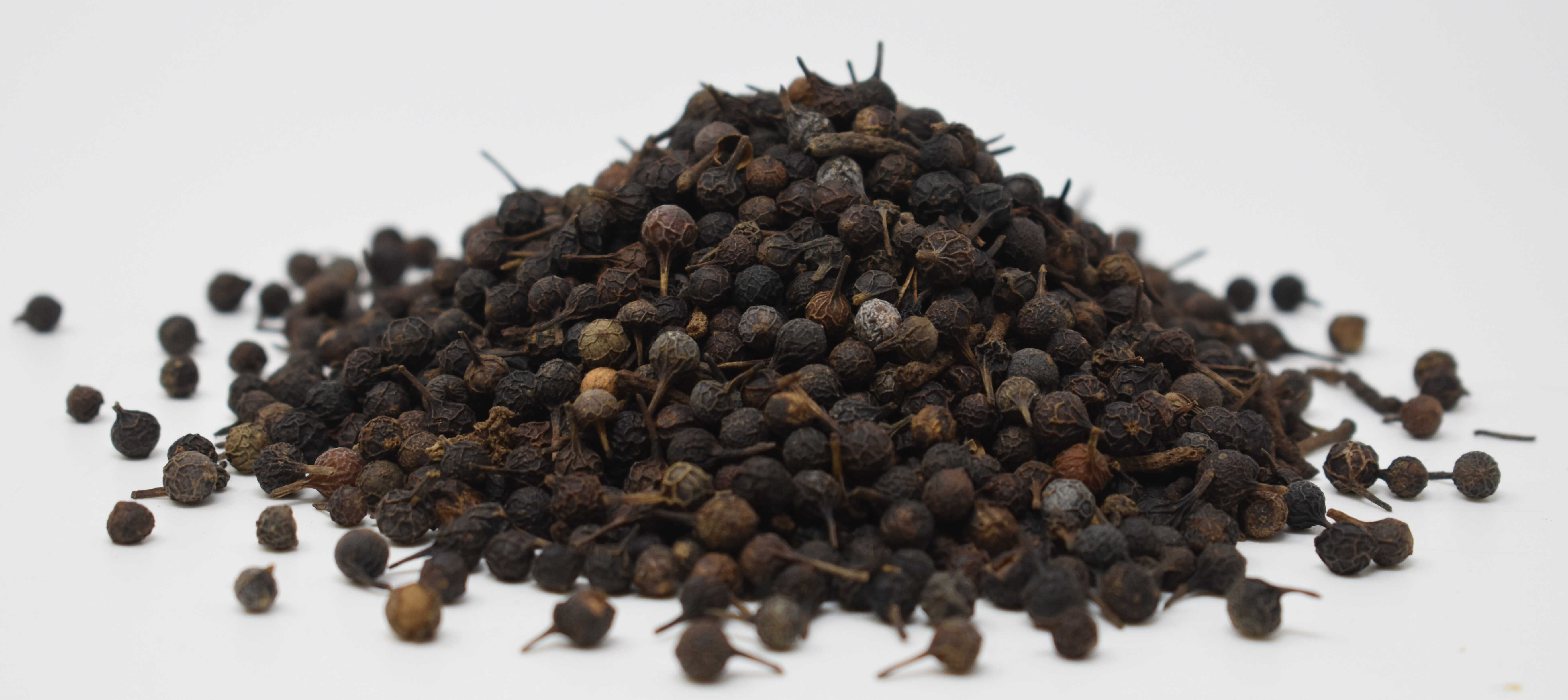 Cubeb Berry - Side Photo