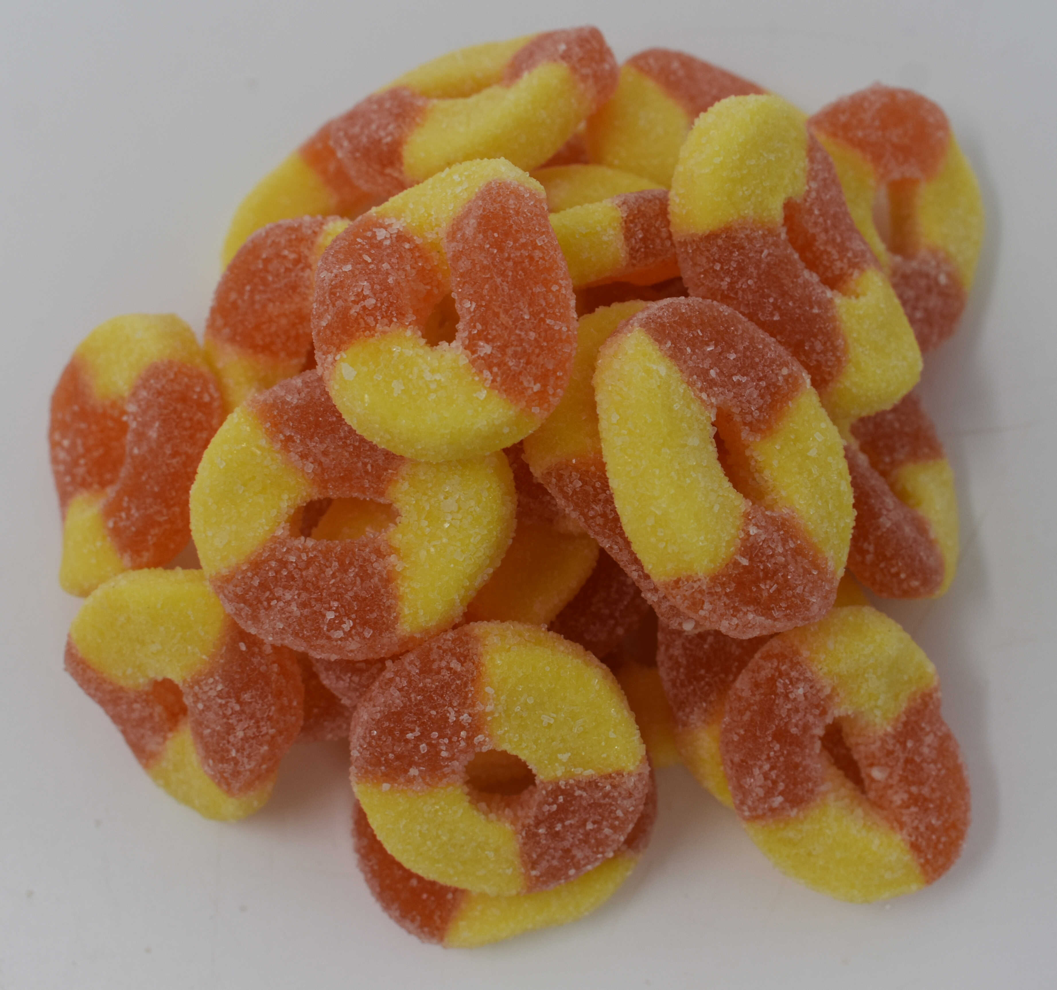 Gummi Peach Rings - Top Photo