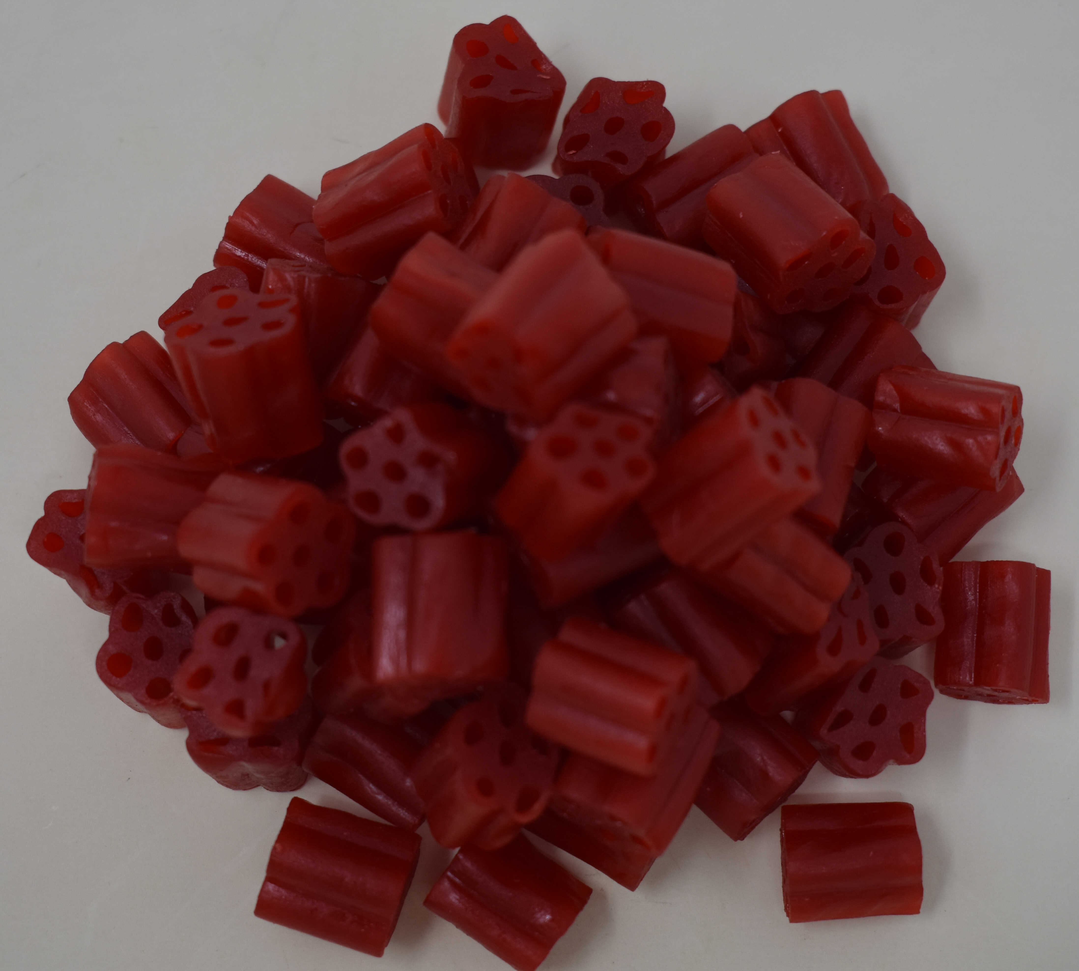 Red Cherry Licorice Nibs Bites - Top Photo